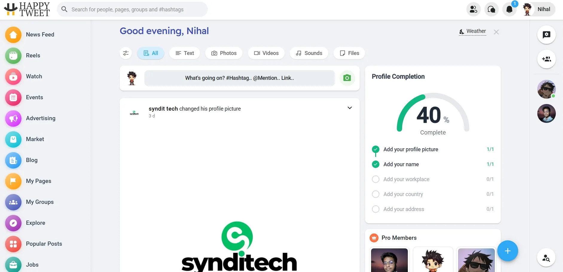 HAPPY TWEET — community feed interface